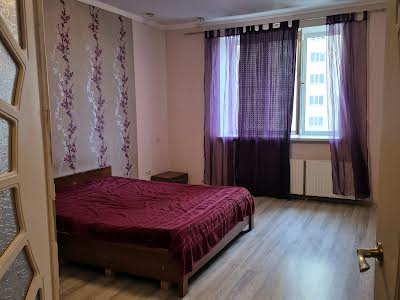 квартира за адресою Кленова вул., 2а