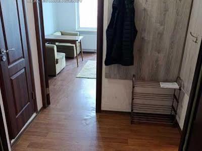 квартира за адресою Бориса Гмирі вул., 16а