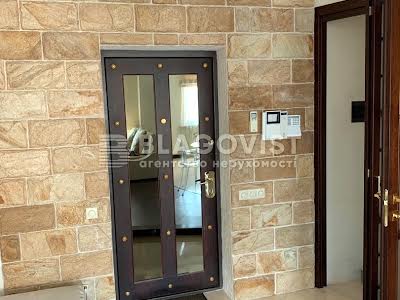 квартира за адресою Шота Руставелі вул., 44