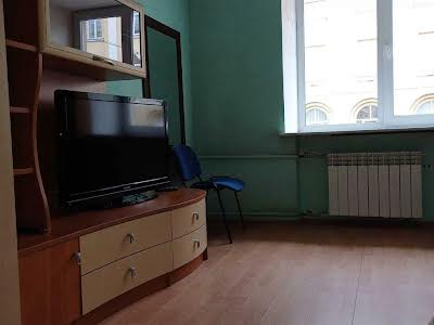 квартира за адресою Кооперативна вул., 13/2