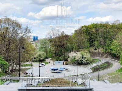 квартира за адресою Патріарха Мстислава Скрипника вул., 48-А