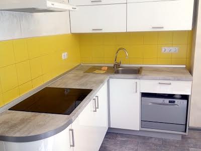 квартира за адресою Степана Руданського вул., 3а