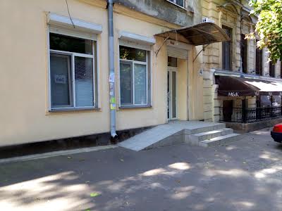 коммерческая по адресу Успенский переулок, 4
