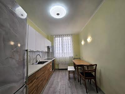 квартира за адресою Олега Мудрака вул. (Генерала Наумова), 1-Б