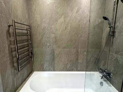 квартира за адресою Домбровського вул., 75