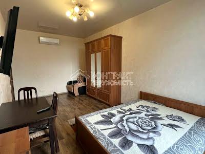 квартира за адресою Отакара Яроша пров., 20 к1
