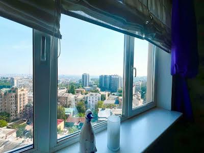 квартира за адресою Кудрявський узвіз, 3-Б