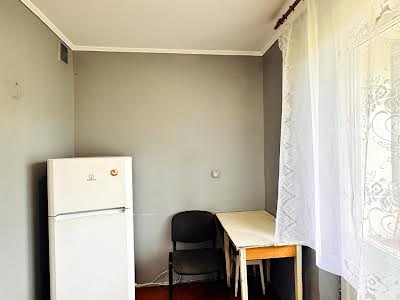 квартира за адресою Червоної Калини просп. (Володимира Маяковського), 28-Б