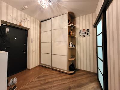 квартира за адресою Юрія Шумського вул., 3г
