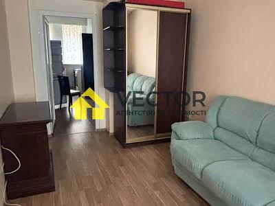 квартира за адресою Пилипа Орлика вул. (Паризької Комуни), 2/16