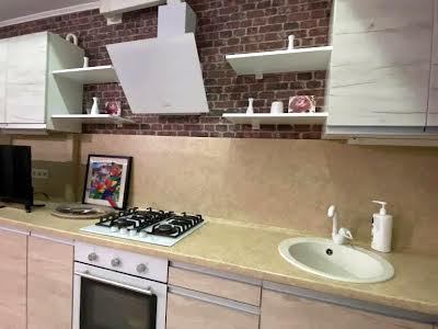 квартира за адресою Набережна Перемоги вул., 44м
