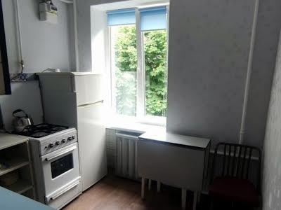 квартира за адресою Івашкевича, 8