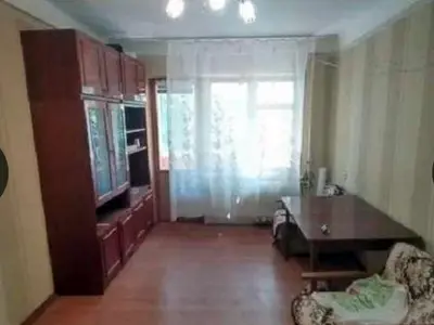 квартира за адресою Салютна вул., 27
