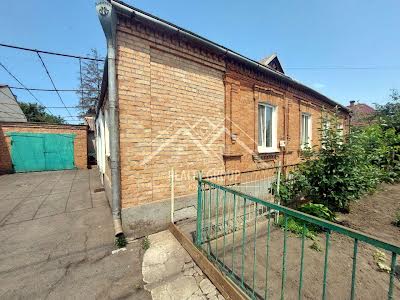 будинок за адресою Чемпіонів вул.