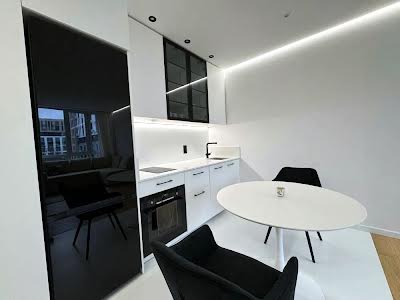квартира за адресою Київ, Салютна вул., 29