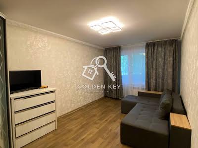 квартира за адресою Тинка, 16