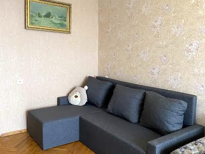 квартира за адресою Озерна вул., 30/51