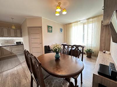квартира за адресою Ованеса Туманяна вул., 1а