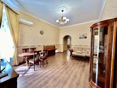 квартира по адресу Маразлиевская ул., 5