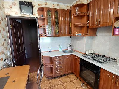 квартира за адресою Івана Авраменка вул. (Корнійчука), 13