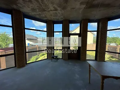 будинок за адресою 206-та Садова вул., 10