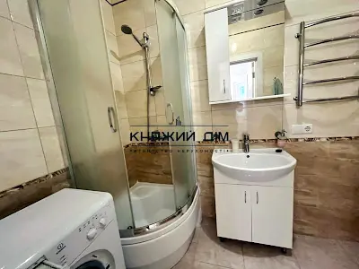 квартира за адресою Феодосійська вул., 3-В