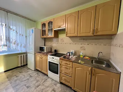 квартира за адресою Стадіонна вул., 6а