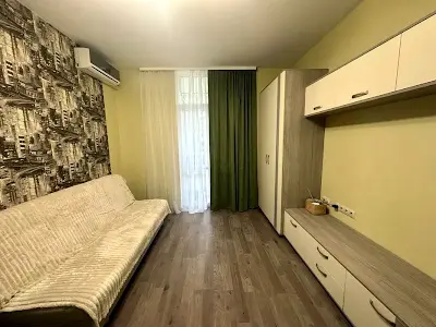 квартира за адресою Практична вул., 8