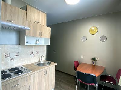 квартира за адресою Петропавлівська вул., 40