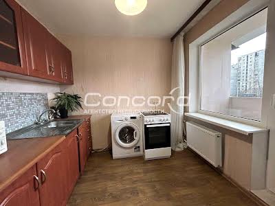 квартира по адресу Зои Гайдай ул., 12/10