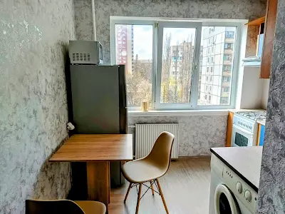 квартира за адресою Дністровська вул., 19