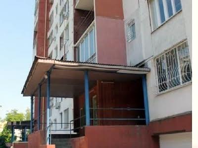 квартира за адресою Світлий пров., 11