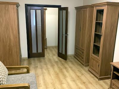 квартира за адресою Европейськая, 9