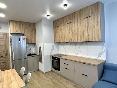 квартира за адресою Шота Руставелі вул., 9