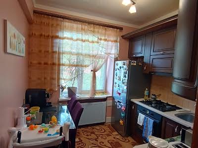 квартира за адресою Кропивницького вул., 35