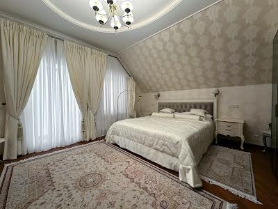 будинок за адресою Лютнева вул.