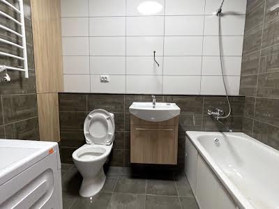 квартира за адресою Ревуцького вул., 54