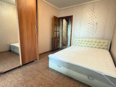 квартира по адресу Новогодняя ул., 43