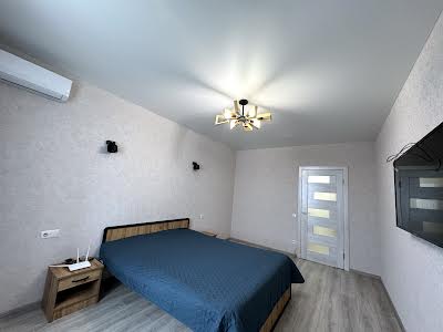 квартира за адресою Машинобудівників вул., 31