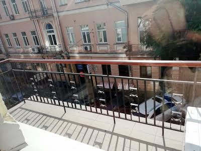 коммерческая по адресу Паторжинского ул., 4