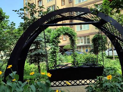коммерческая по адресу Полтавська, 64в