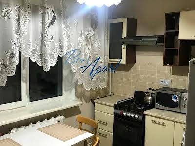 квартира за адресою Генерала Генадія Воробйова вул. (Курська), 13в