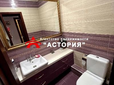 квартира за адресою Рельєфна вул., 8