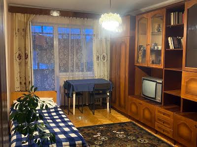 комната по адресу Степана Бандеры просп., 104
