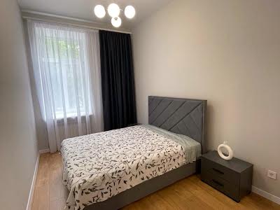 квартира за адресою Пекарська вул., 15