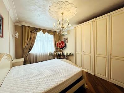 квартира за адресою Кудрявський узвіз, 3-Б