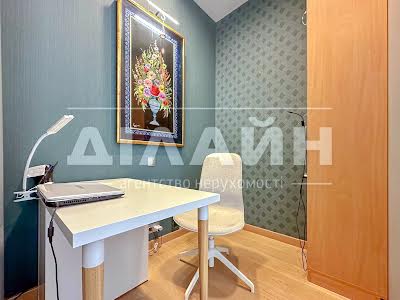 квартира за адресою Металургів просп., 8-А