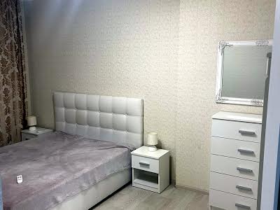 квартира по адресу Митрополита Василия Липковского ул. (Урицкого), 37б