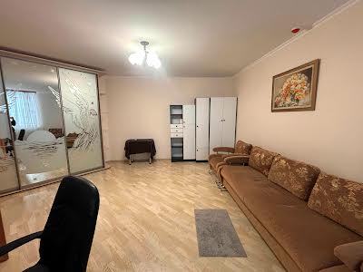 квартира за адресою Композитора Мейтуса вул., 4