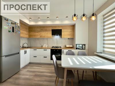 квартира за адресою Михайла Лушпи просп., 5 к22
